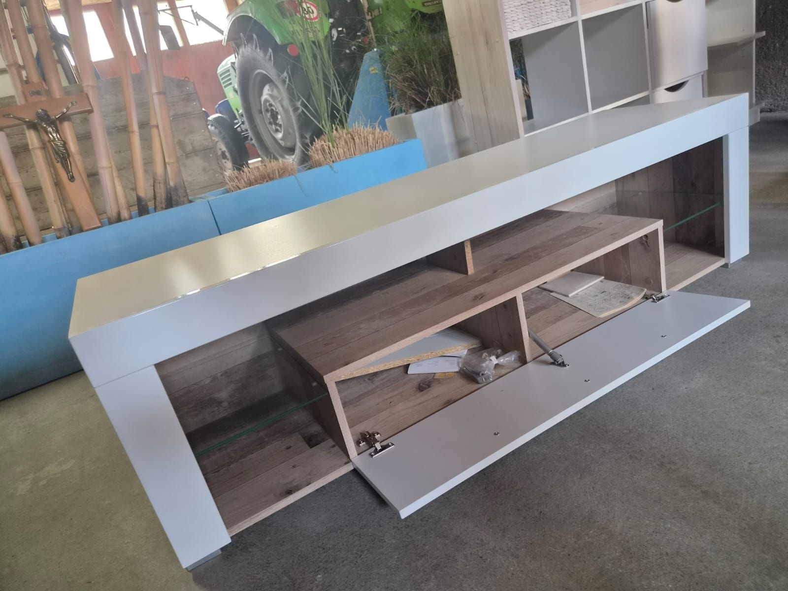 TV Möbel: TV Möbel – Gebraucht aus Aarburg von ari_hbg7 1