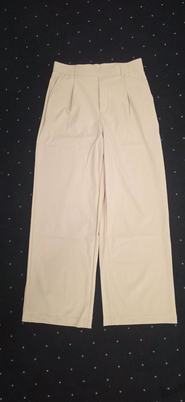 Halara Pantaloni: Halara Flex DayStretch Sweatpants / Hose – Nuovo (secondo la descrizione) da Willerzell venduto da Nox4you