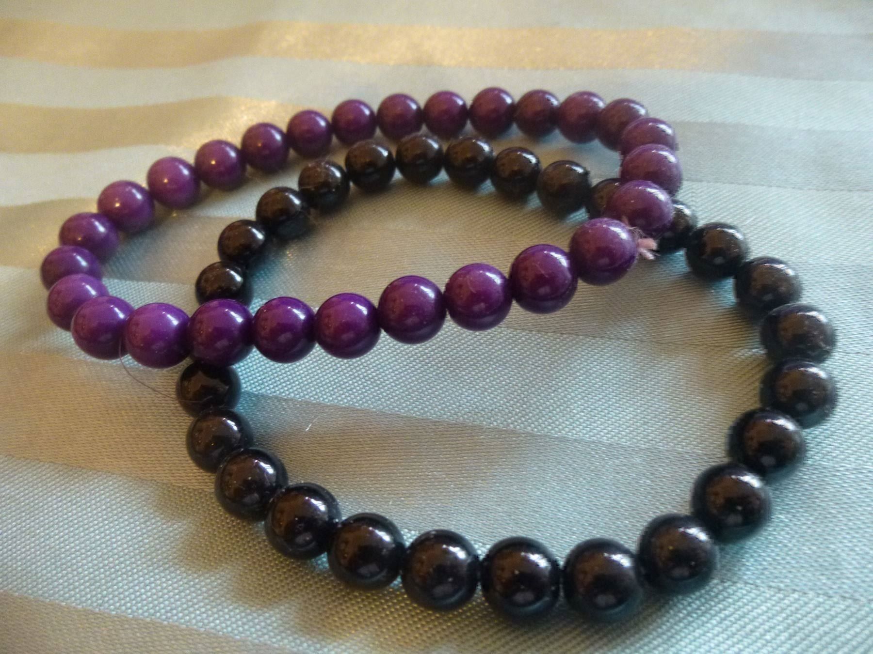 Bracciali & Braccialetti: 5 Armbänder "Brilli" +Acryl Lila/silber – Usato da Hinwil venduto da Glasperlen 3