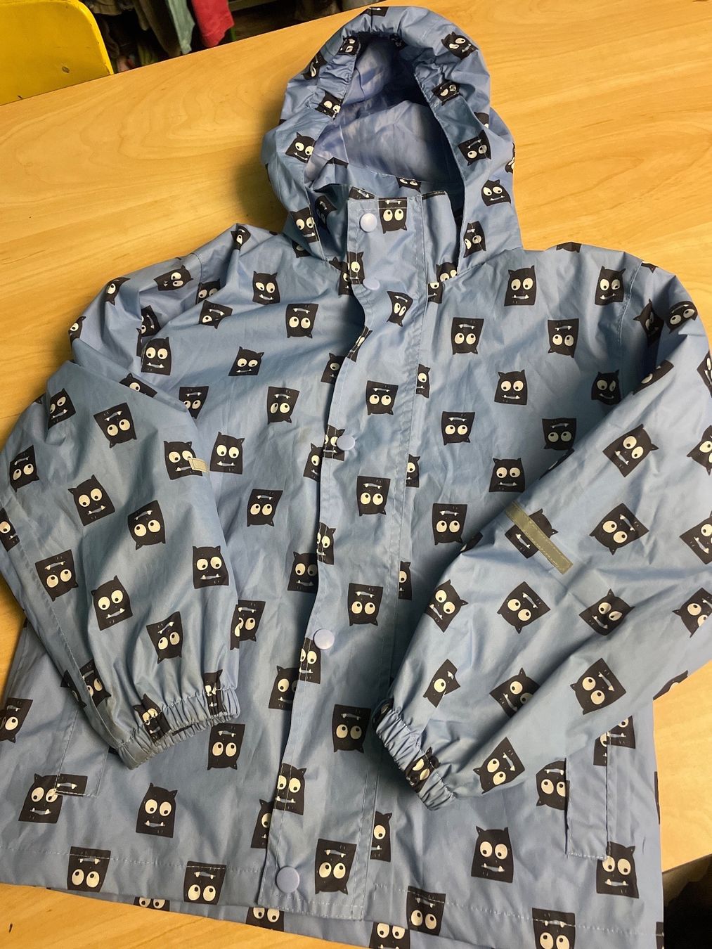 Jacken & Mäntel: Leichte Regenjacke Gr.128 – Gebraucht aus Obergerlafingen von cabo4