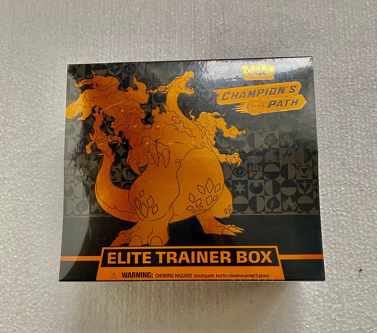 Pokémon Carte collezionabili: POKEMON CHAMPIONS PATH ELITE TRAINER BOX – Nuovo e nell'imballaggio originale da Matzendorf venduto da SwissMagicKarten
