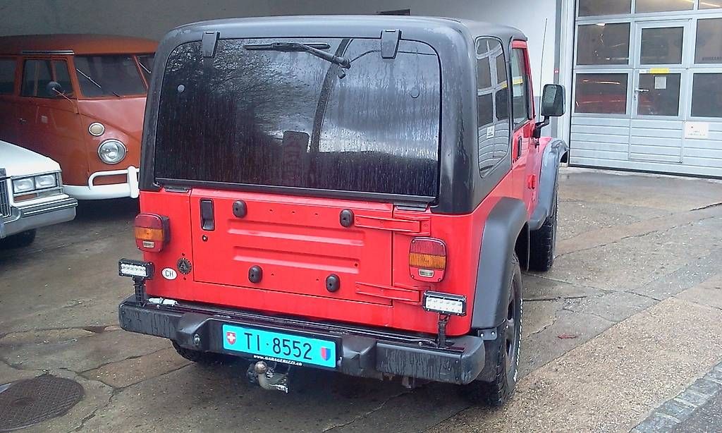 Autos: Jeep Wrangler 4.0 – D'occasion à Taverne par ClassicCarCornerSA 1