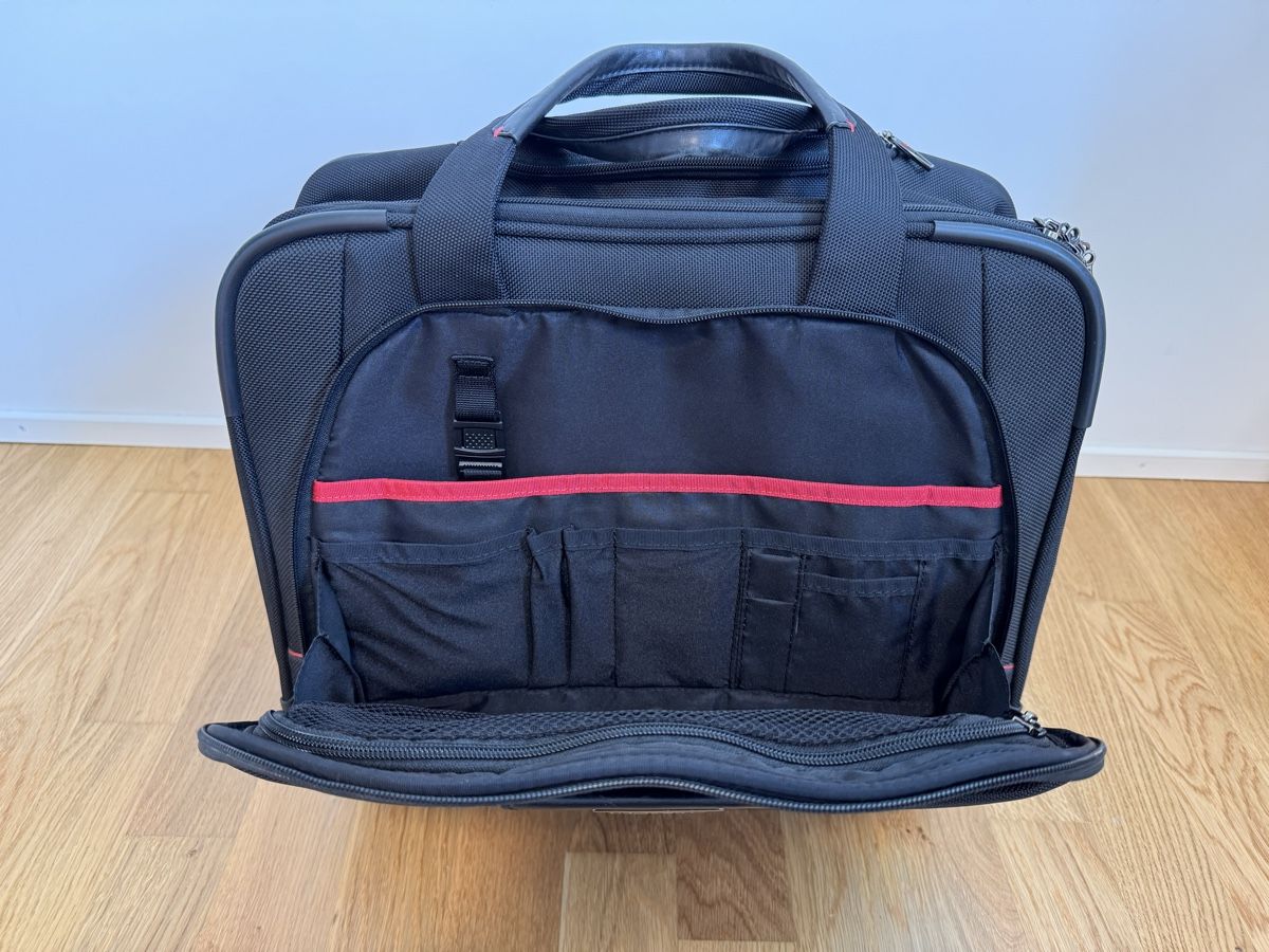 Samsonite Valigie: Samsonite Laptop Trolley / Handgepäck mit Laptopfach – Usato da Zürich venduto da wtpooh 5