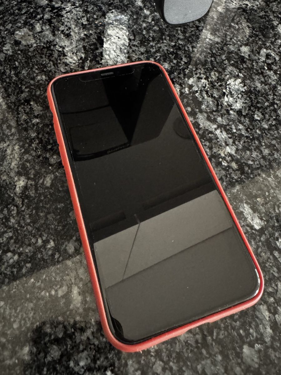 Apple Telefoni cellulari / Smartphones: iPhone 11 Pro, 256 GB, Gold – Usato da Eschlikon TG venduto da Sabrina193 1