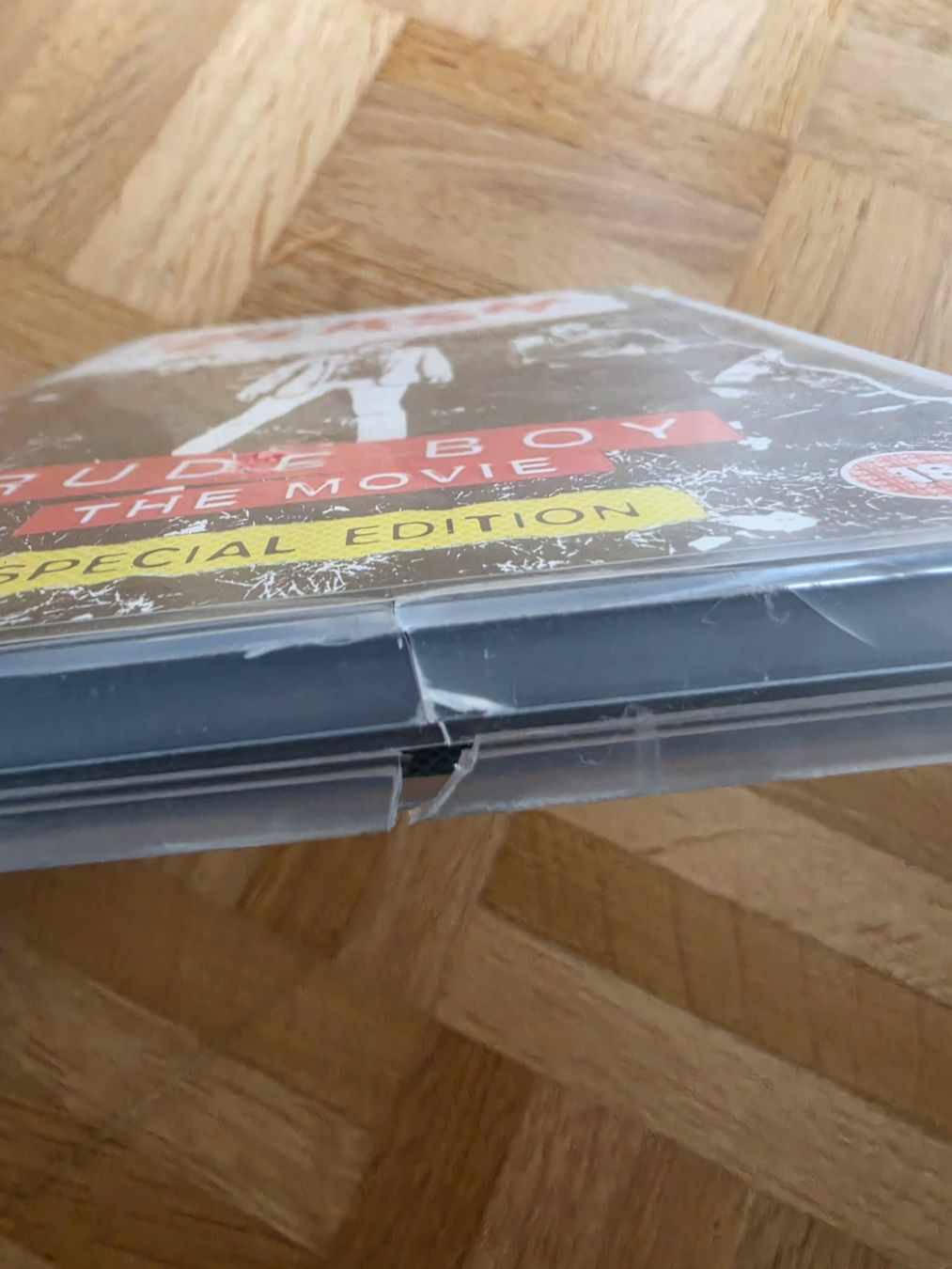 Tutti i DVDs: 2 x DVD The Clash – Usato da Stäfa venduto da flamingo_17 4