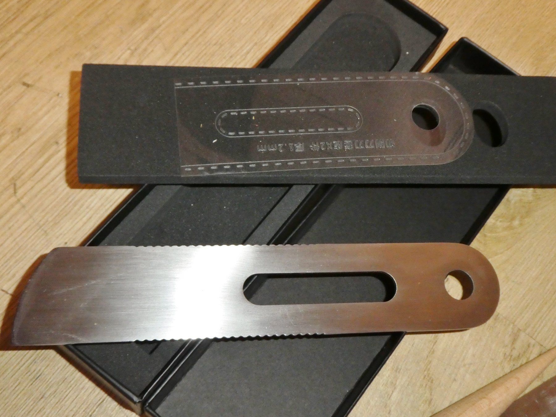 Kit bricolage: Echtes Leder Set mit Bearbeitung Zubehör. – Nuovo e nell'imballaggio originale da Siebnen venduto da GluckPilz5684 5