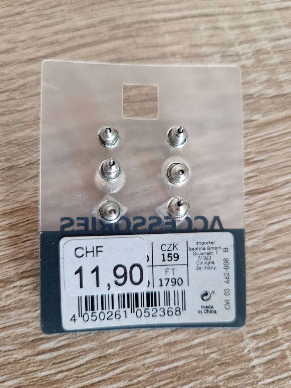 Ohrringe & -stecker: Drei paar silberne Ohrstecker mit Halbedelsteinen – Neu und originalverpackt aus Bern von Somatom_ 1