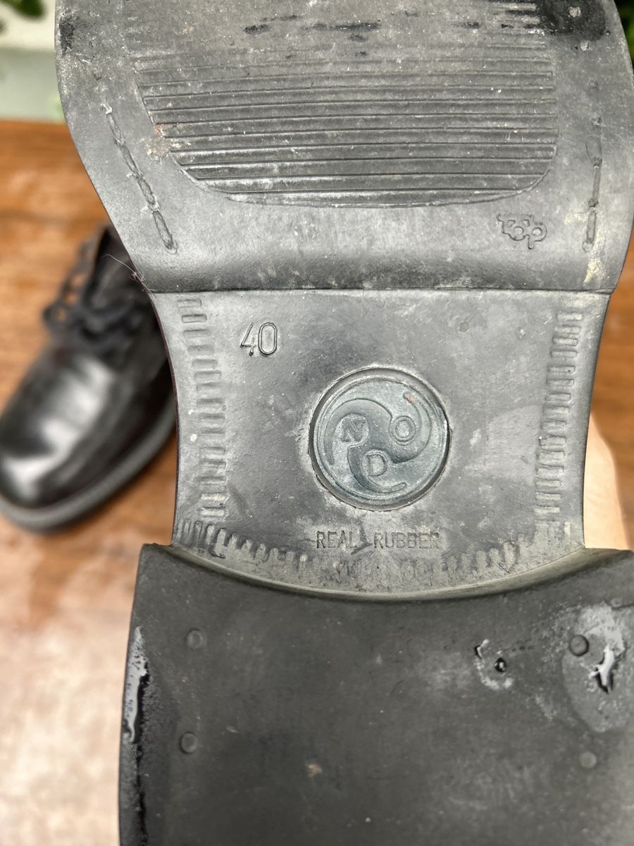 Herrenschuhe: Leder Schuhe – Gebraucht aus Bonstetten von Ebano- 2