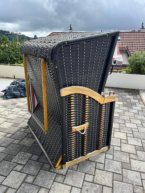 Chaises longues: Strandkorb rot-weiss 2-Sitzer – D'occasion à Münsingen par Koshka 3