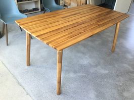 Table en acacia massif