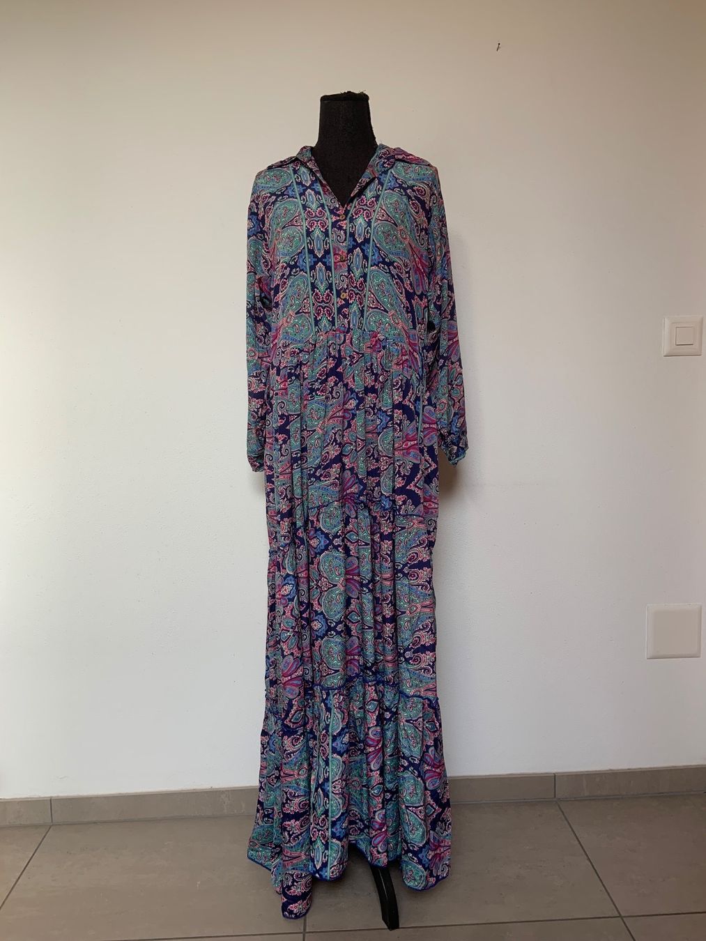 Vestiti: Boho Maxistufenkleid aus Seide – Nuovo (secondo la descrizione) da Sigriswil venduto da ck56 2