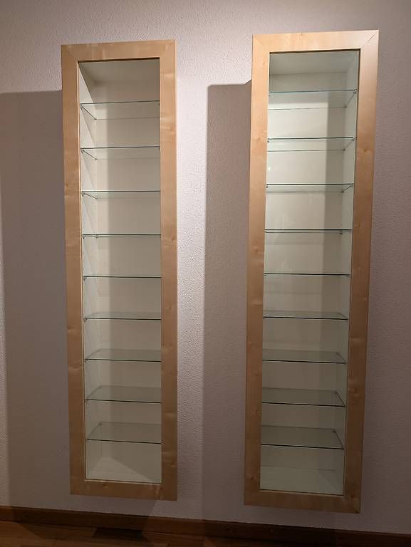 Vetrine: 2× IKEA BERTBY Sammlervitrine  Glasvitrine – Usato da Wiesendangen venduto da martigni