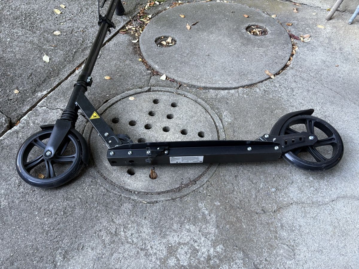 Kickboard: Kickboard (Trottinet) – Neu (gemäss Beschreibung) aus Belpberg von Kirk6 2