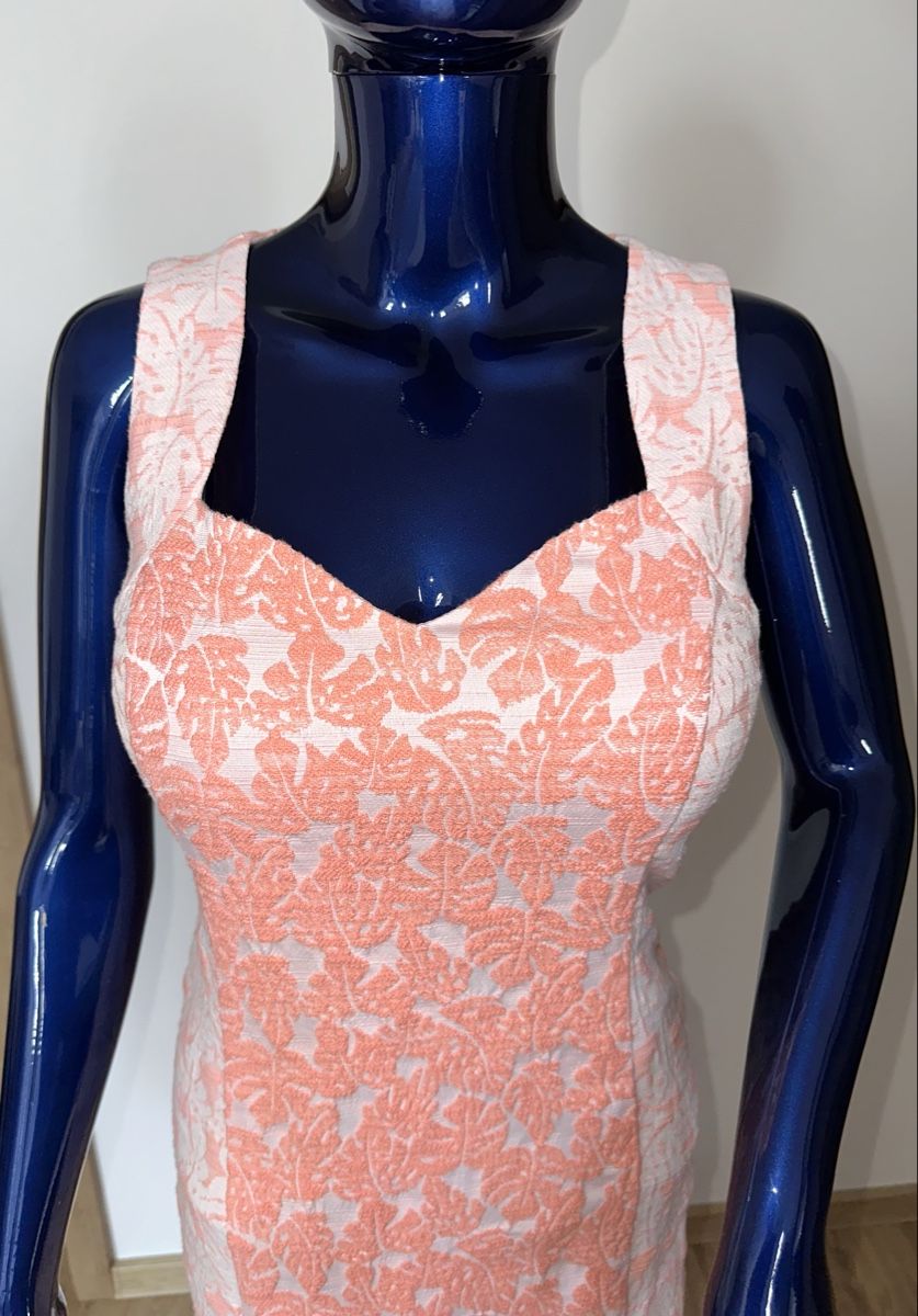 Kleider: XANDRES KLEID GR. 34 neuwertig – Neu (gemäss Beschreibung) aus Unteraegeri von MH203 1