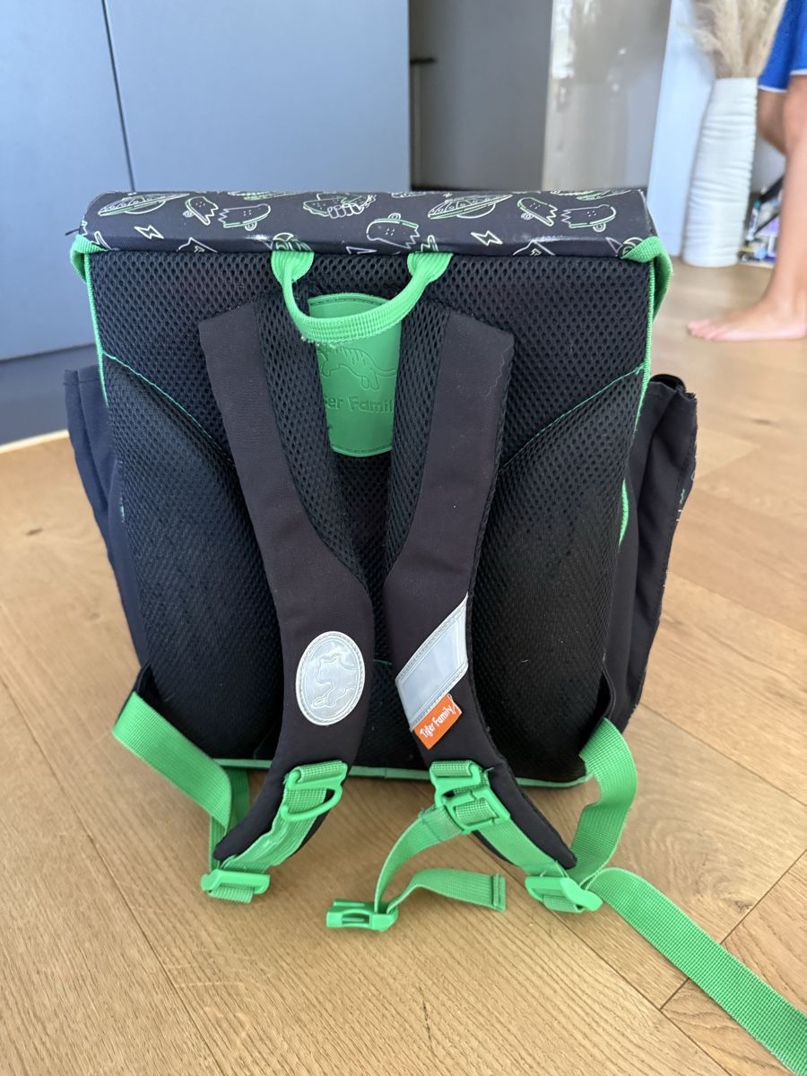 Zaini: Tiger family school backpack  – Usato da Unterägeri venduto da Tommtes 3