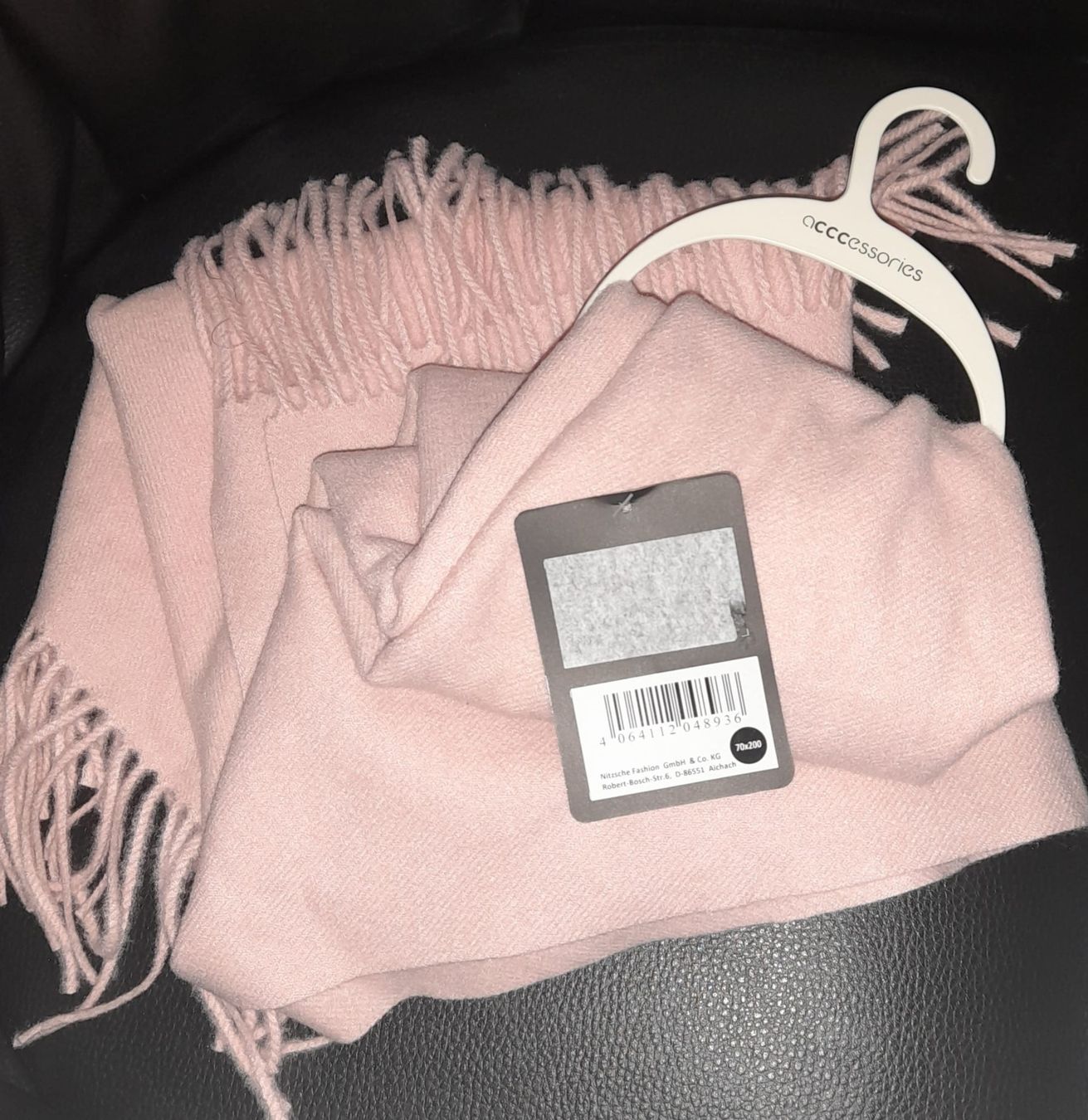Foulard & Sciarpe: Weicher Schellsschal, rosa, neu – Nuovo e nell'imballaggio originale da Spreitenbach venduto da rab2000