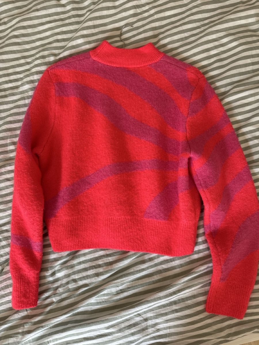 Zara Maglioni & Felpe: Neon Zara Pulli Gr. M – Usato da Basel venduto da kla_6ln8 2