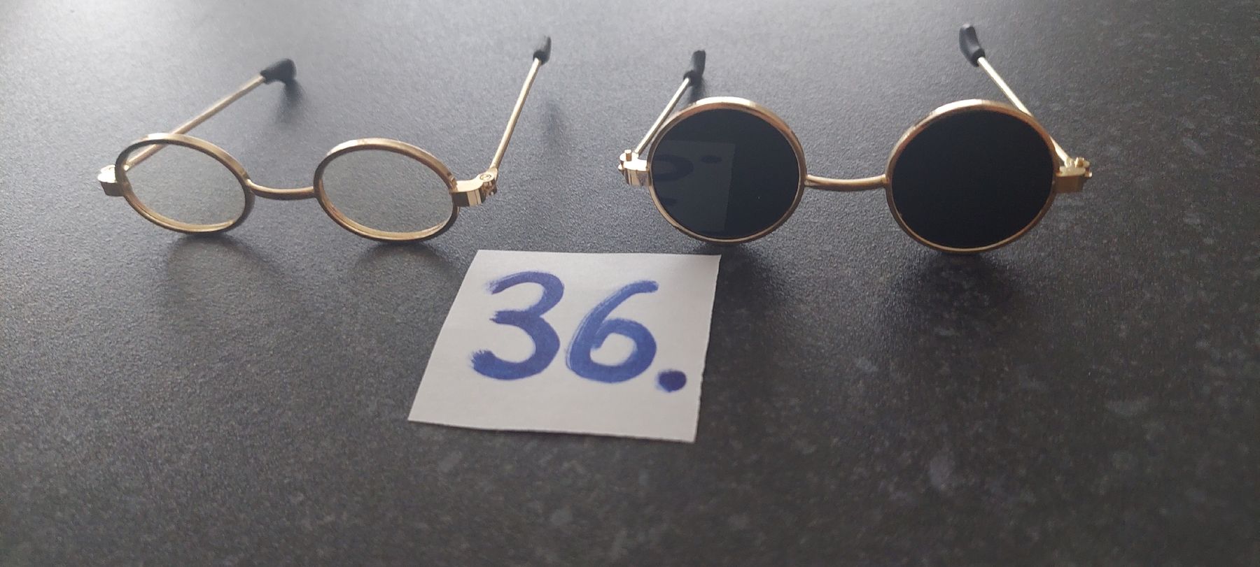 Giocattoli: Puppenbrille 2 Stück  neu – Nuovo (secondo la descrizione) da Muri AG venduto da nindo1 8