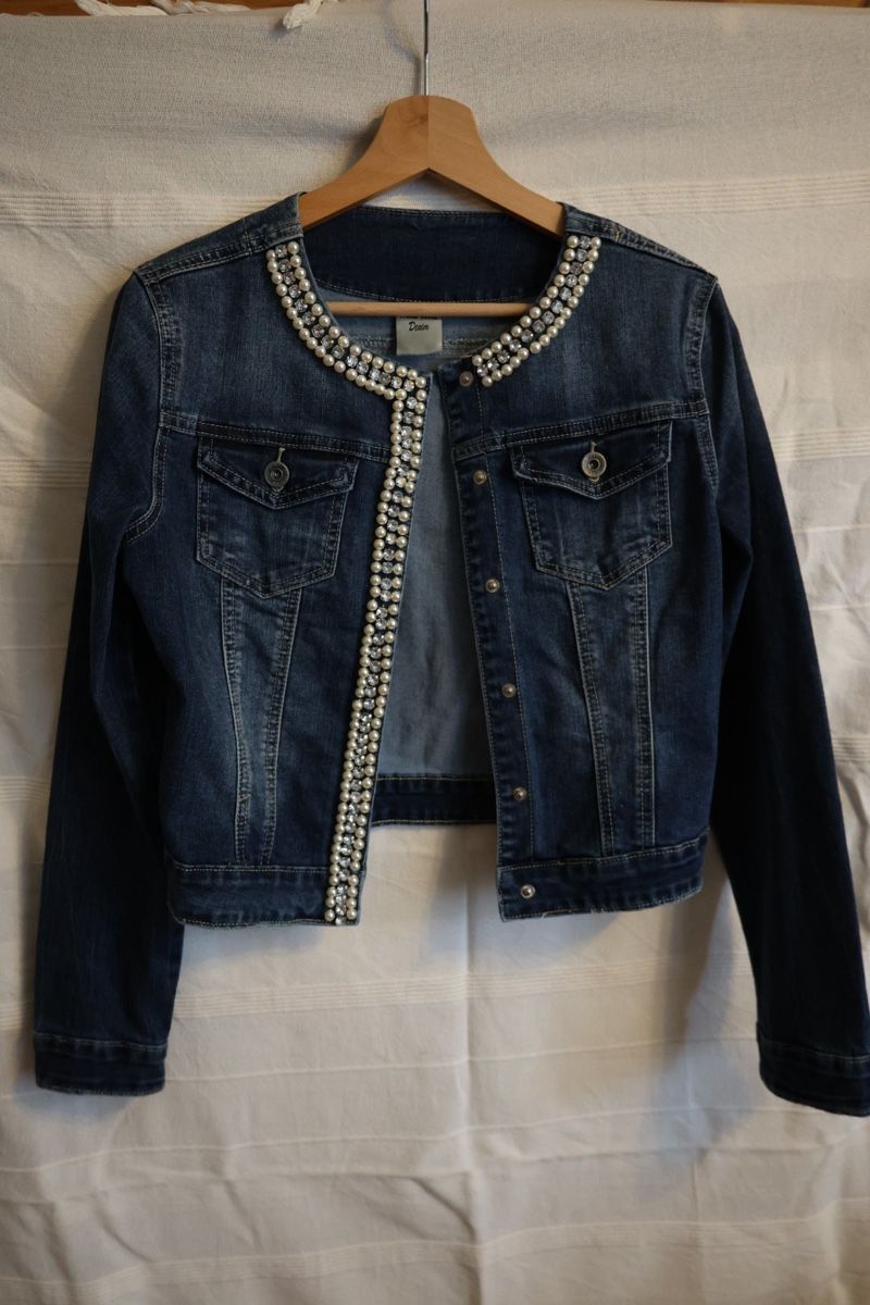 Giacche: Jeansjacke mit Perlen, Gr. 38 – Usato da Disentis/Mustér venduto da stef7000