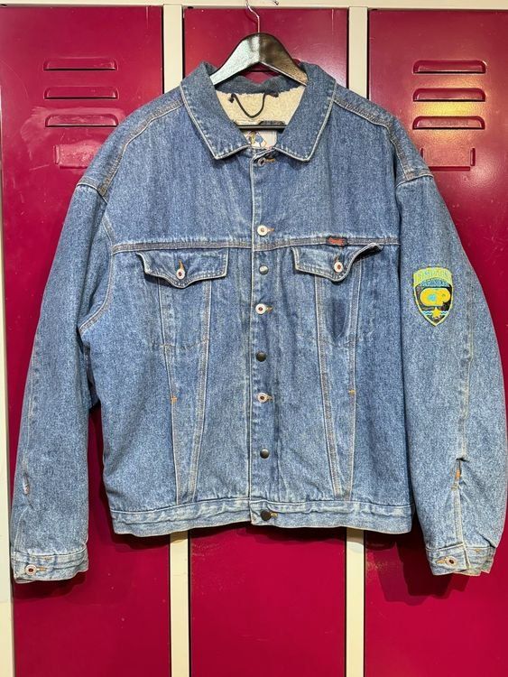 Giacche: VINTAGE JACKET – Usato da Courrendlin venduto da Jere.M