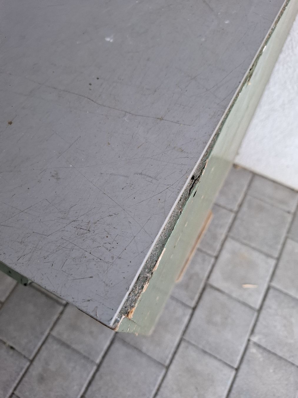 Werkbänke: Schubladenstock aus Holz – Gebraucht aus Grosswangen von fesch01 4