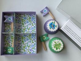 Neu 48 Papier-Backförmchen und Wimpel für Cupcake backen