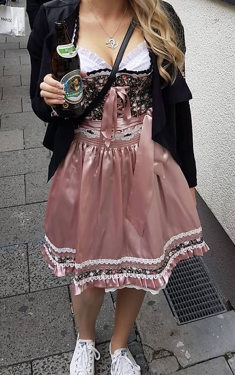 Kleider: Krüger Dirndl inkl. Bluse – Gebraucht aus Oltingen von GLuana