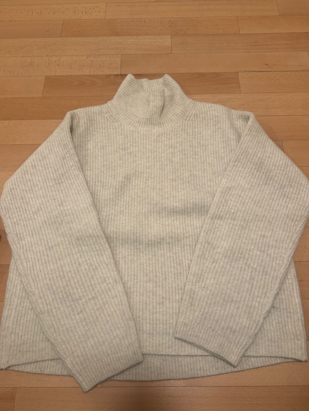 Maglioni & Felpe: Uniqlo Pullovers (3er Pack) – Usato da Zürich venduto da catemiranda 2
