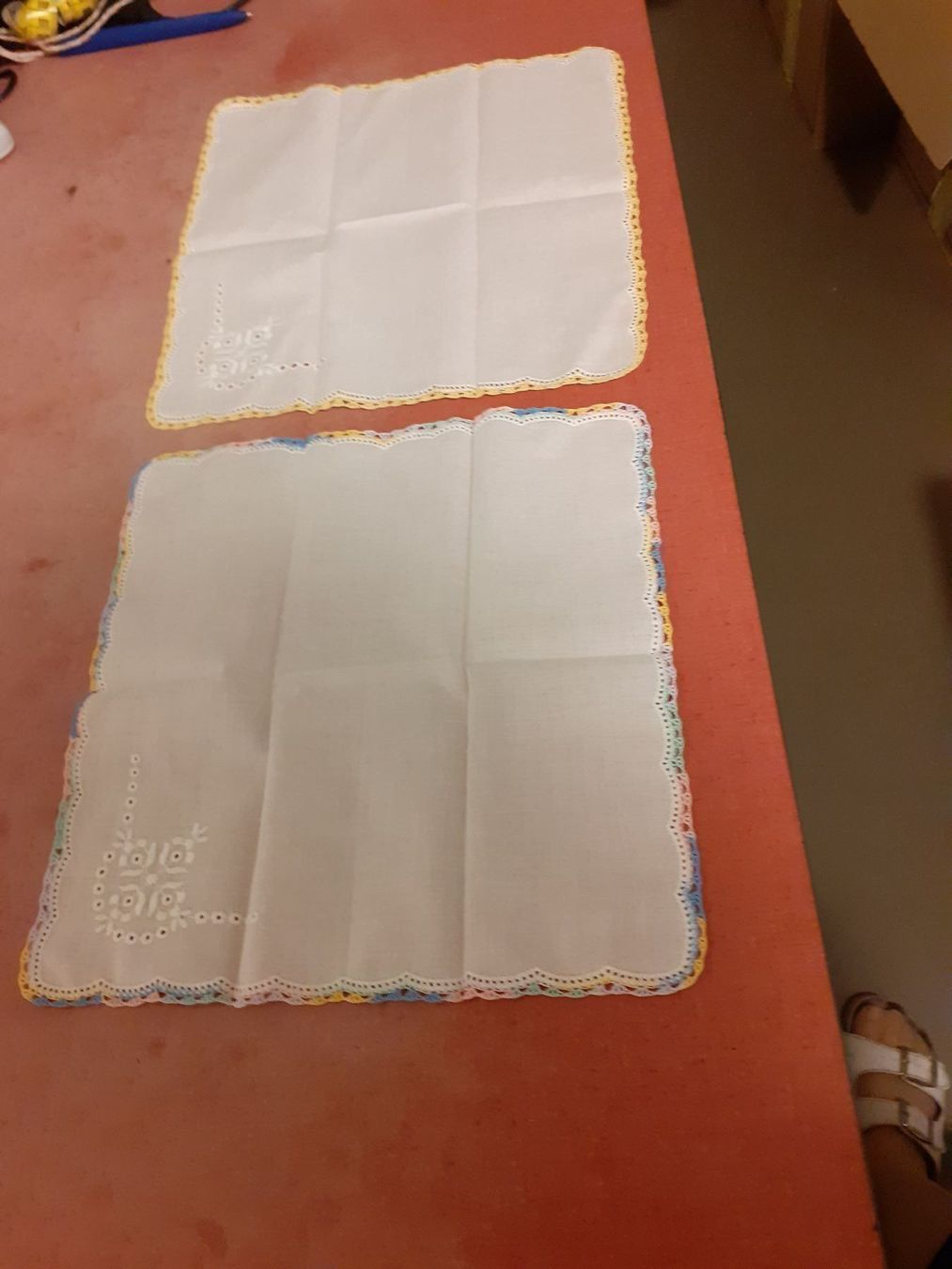 Coperte: ZIERDECKCHEN 2 STÜCK VIERECKIG – Nuovo (secondo la descrizione) da Zürich venduto da zurclich 1