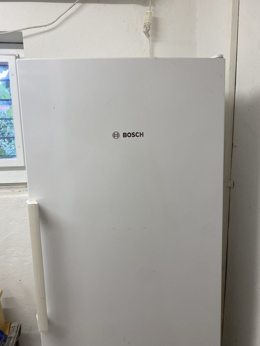 Congélateurs: Bosch electronic Gefrierschrank – D'occasion à burgdorf par kaethiduebi 1