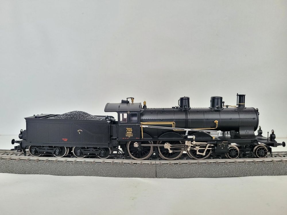 HO Liliput SBB A3/5-700 Locomotive 705  avec boîte d'origine 3