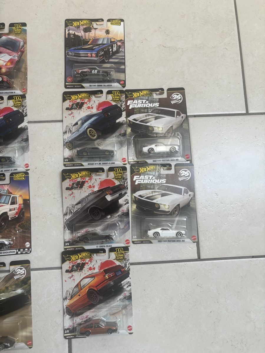 Hot Wheels Voitures modèles: 11x Hot Wheels Premium – D'occasion à Domat/Ems par Evofreak007 2