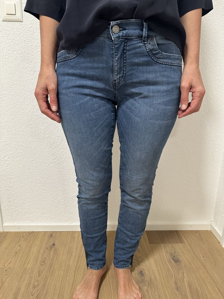 Jeans: Nomi Z Damen Jeans Gr. 38 – Usato da Glattbrugg venduto da SMusic98