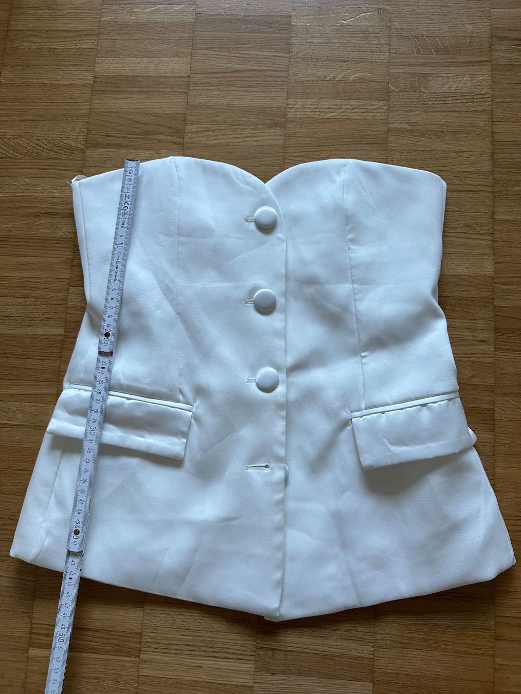 Tops: Schulterfreies elegantes Top weiss – Gebraucht aus Zürich von ong8 3
