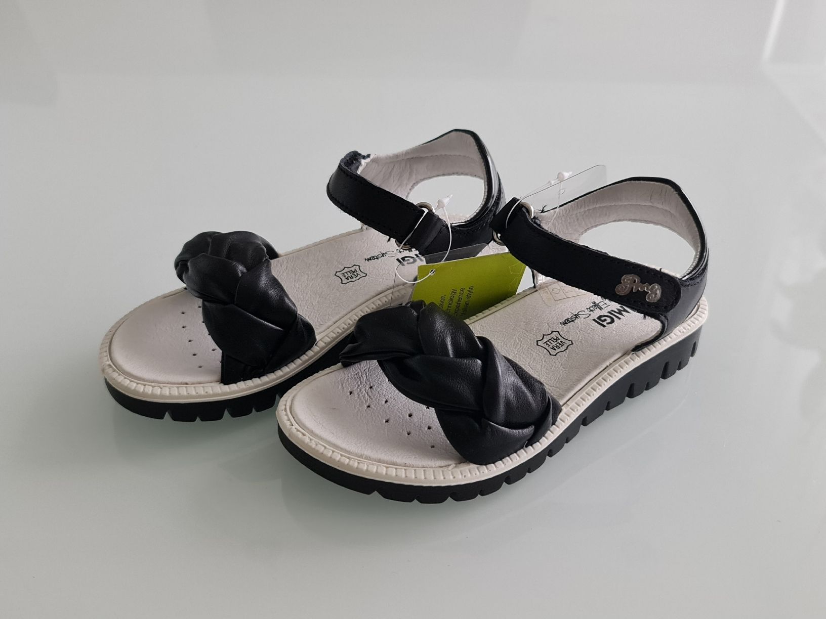 Primigi Schuhe für Mädchen: Gr. 29 - Primigi Kindersandalen, Neu – Neu und originalverpackt aus Nürensdorf von kin_2jn6