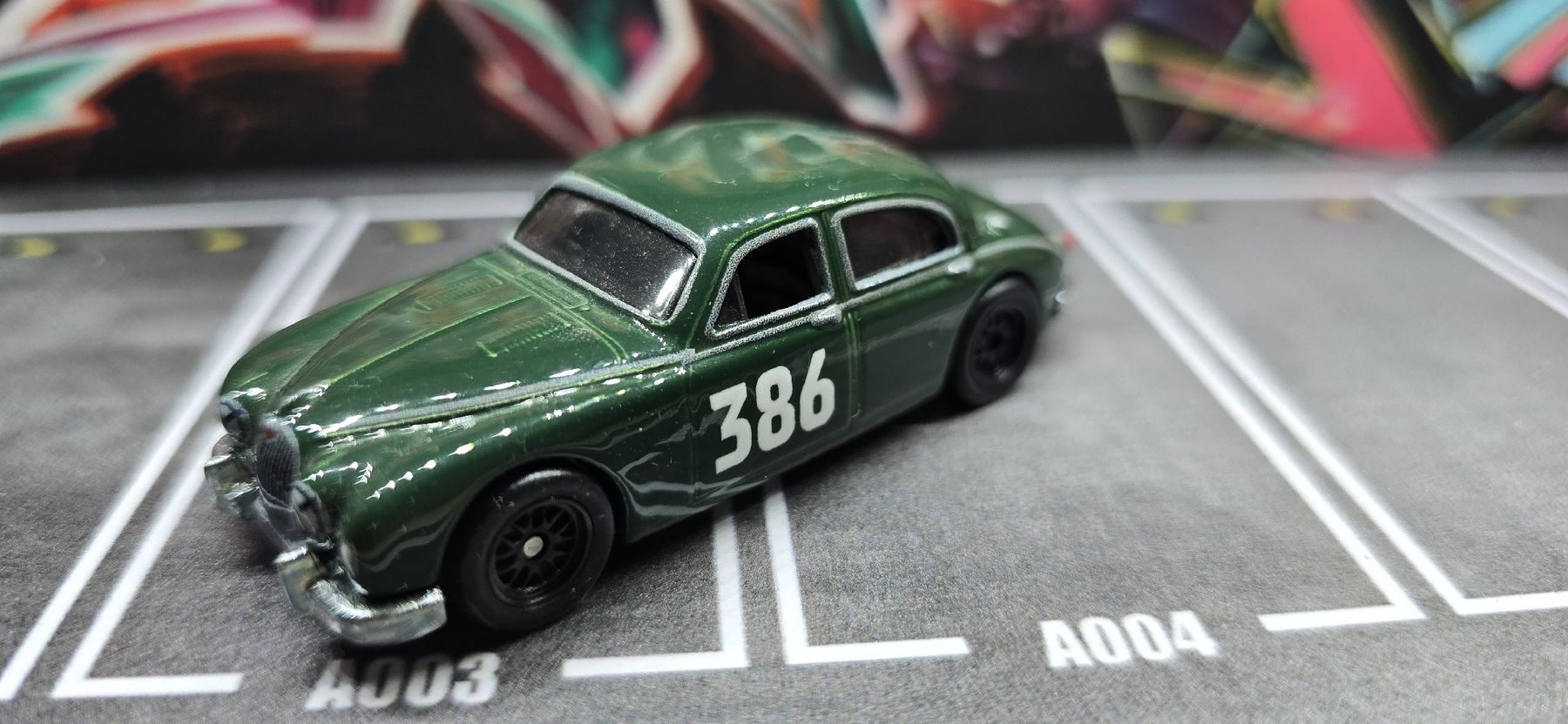 Hot Wheels Modellini d'auto: Hot Wheels Jaguar Premium – Nuovo (secondo la descrizione) da Frauenfeld venduto da ufo_yk6c