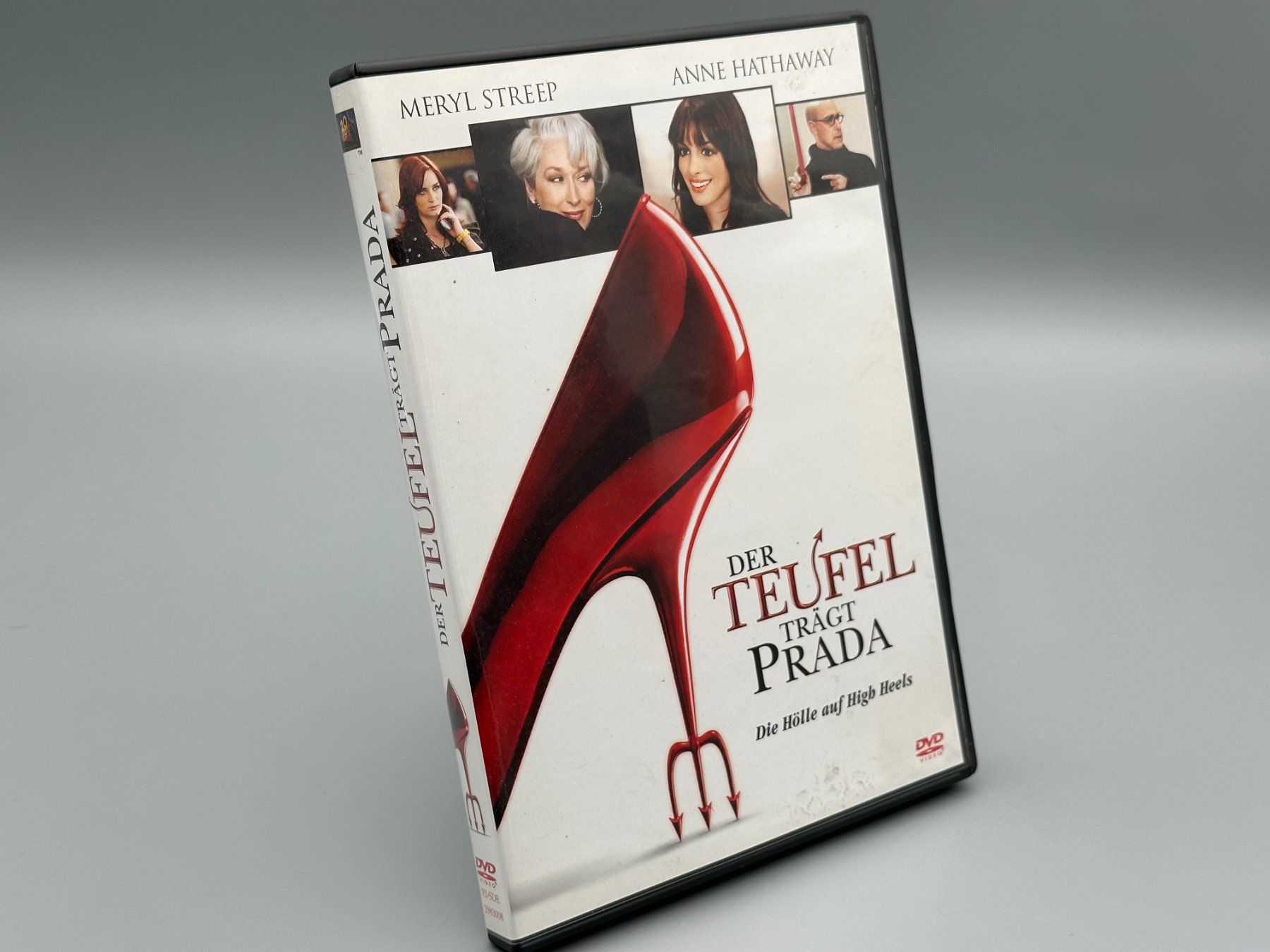 Tous les DVDs: Der Teufel trägt Prada - DVD – Neuf avec emballage d'origine à Schlieren par selected_goods