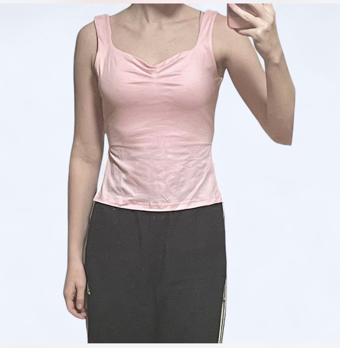 Tops: Pink top – Neuf (Voir description) à Madiswil par ren_gqz9