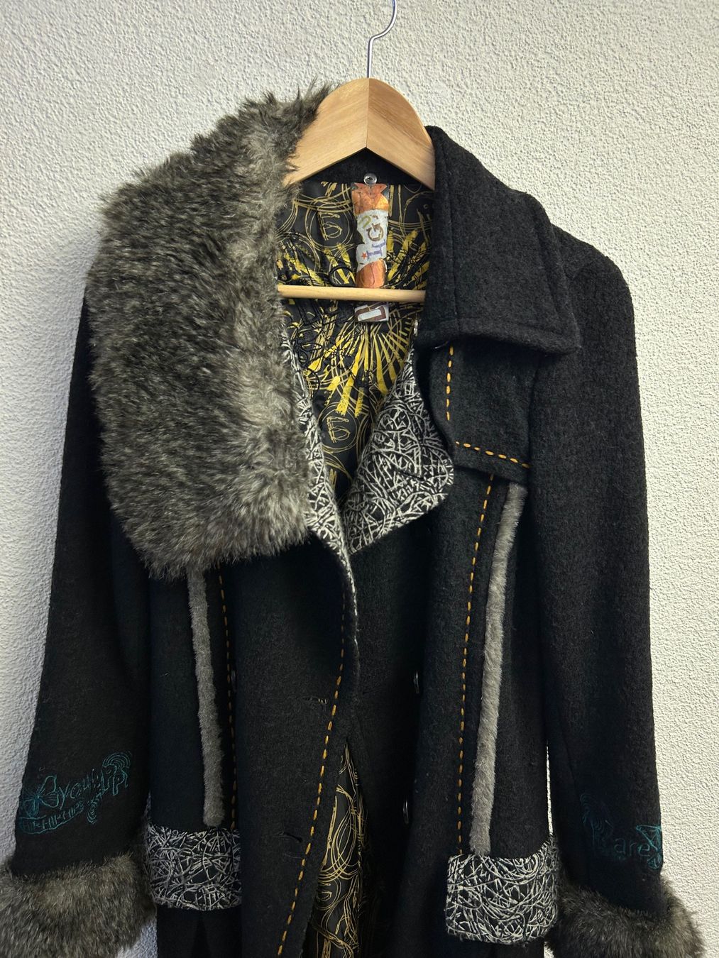 Desigual Cappotti: DESIGUAL Damenmantel, Grösse 36 / 38 – Usato da Rheineck venduto da emma.gut 1