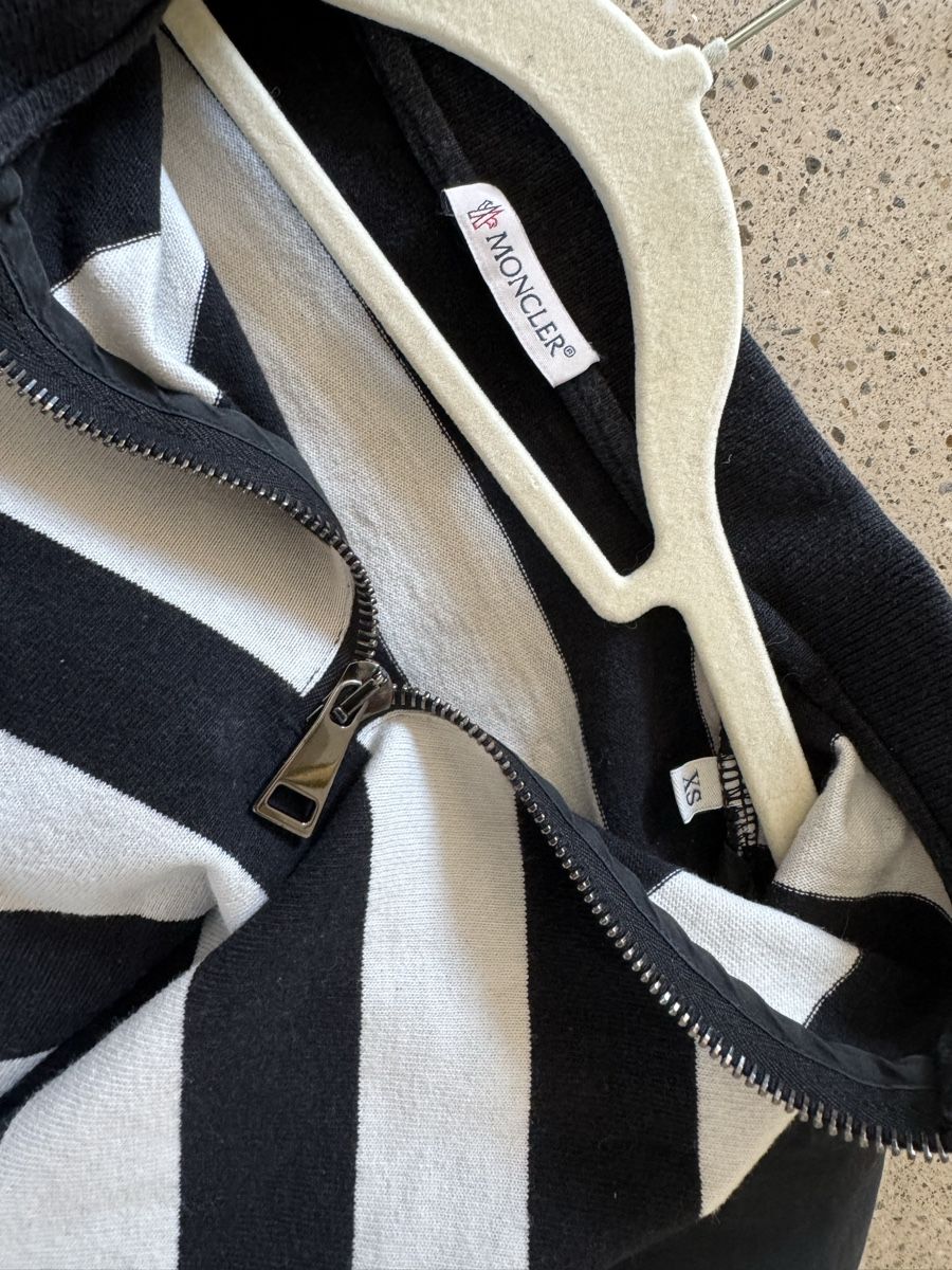 Moncler Polos: Moncler Polo Tshirt  – D'occasion à Zürich par di_archive 5