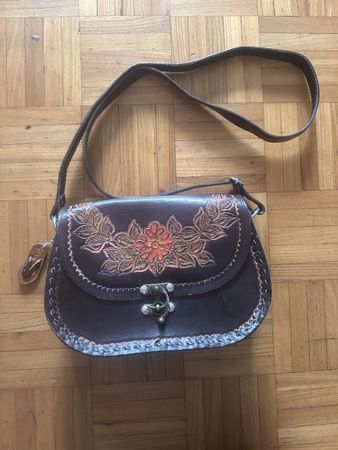 Ledertasche Umhängetasche Vintage braun Blumenmuster