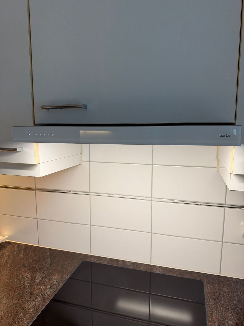 Berbel Dampfabzug: Wesco Berbel Dunstabzug – Gebraucht aus Hagneck von nicomona
