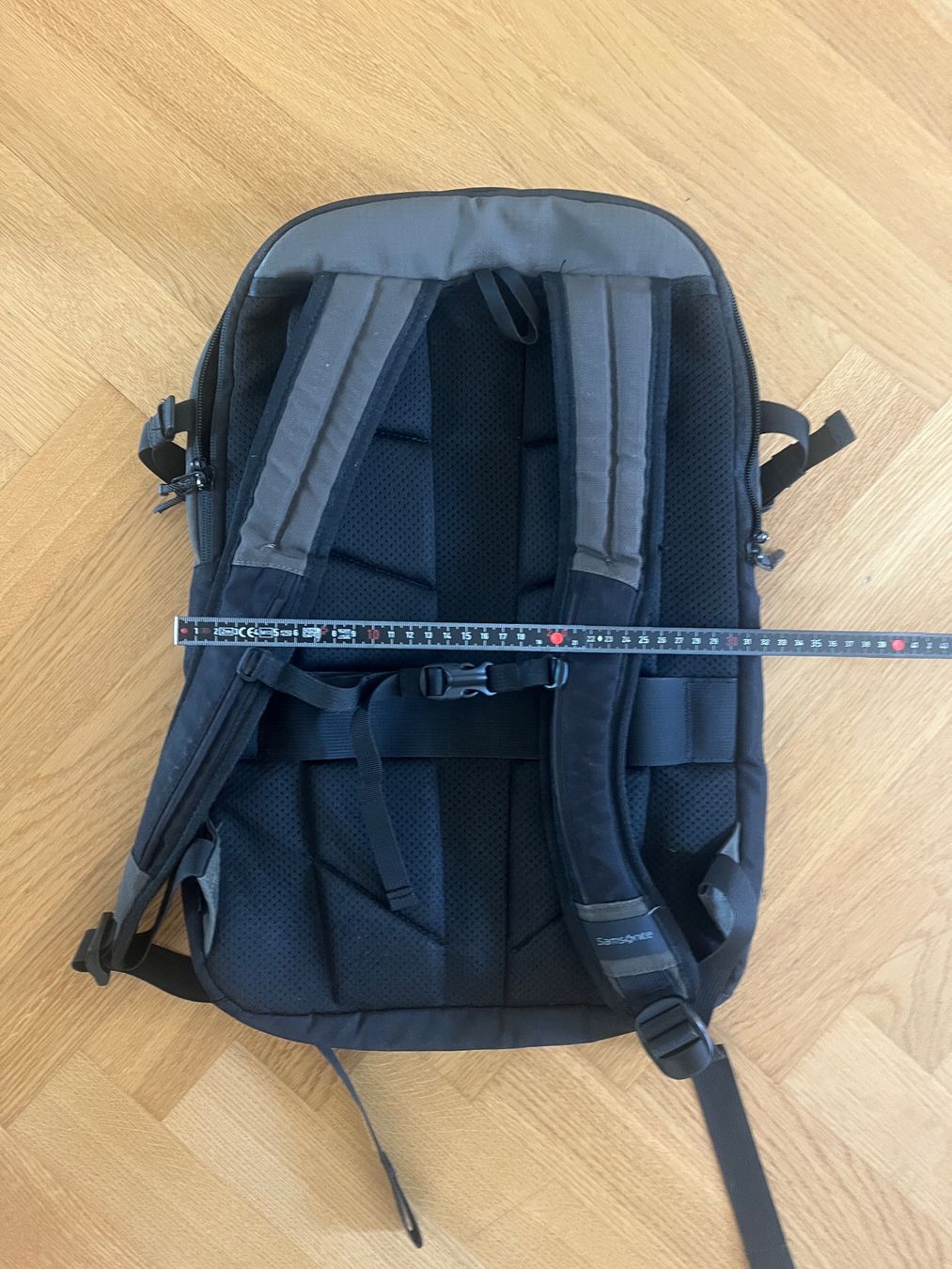 Samsonite Rucksäcke: Samsonite Rucksack Grau Schwarz – Gebraucht aus Zürich von bretxo 6