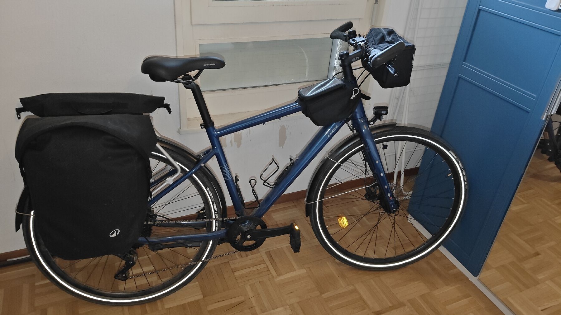 Decathlon Velos: Vélo Riverside Touring 520 – Gebraucht aus Gland von kekalor