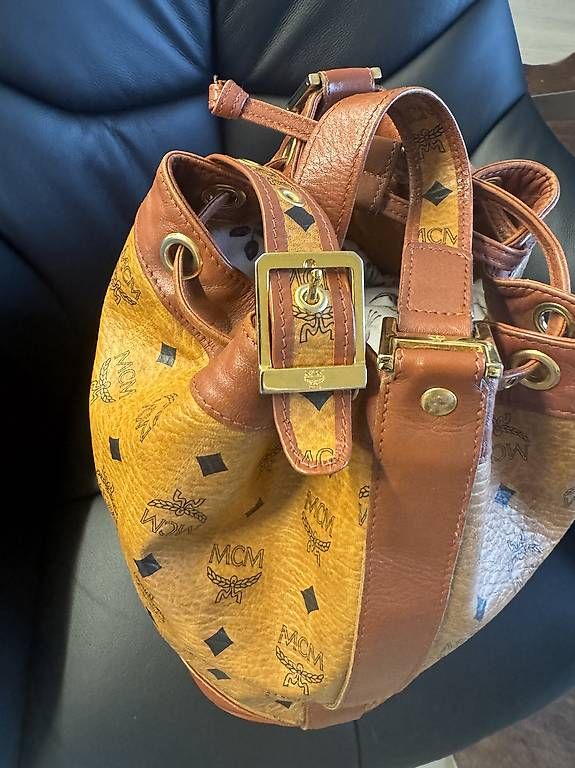 Sacs femmes: Mcm Beuteltasche Cognac – D'occasion à Wangen b. Olten par famyilmaz 3