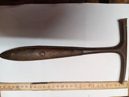 Antiker Sattlerhammer