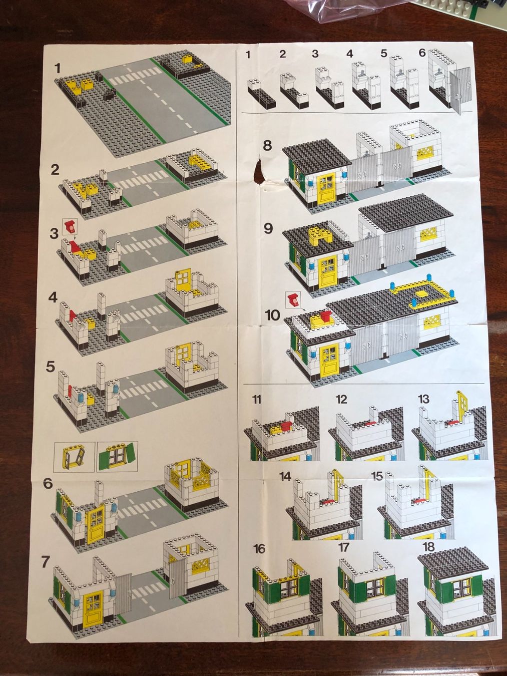 Lego Giocattoli: LEGO VINTAGE 381 Polizeistation 1979 – Usato da Möriken AG venduto da Ur_freak 6