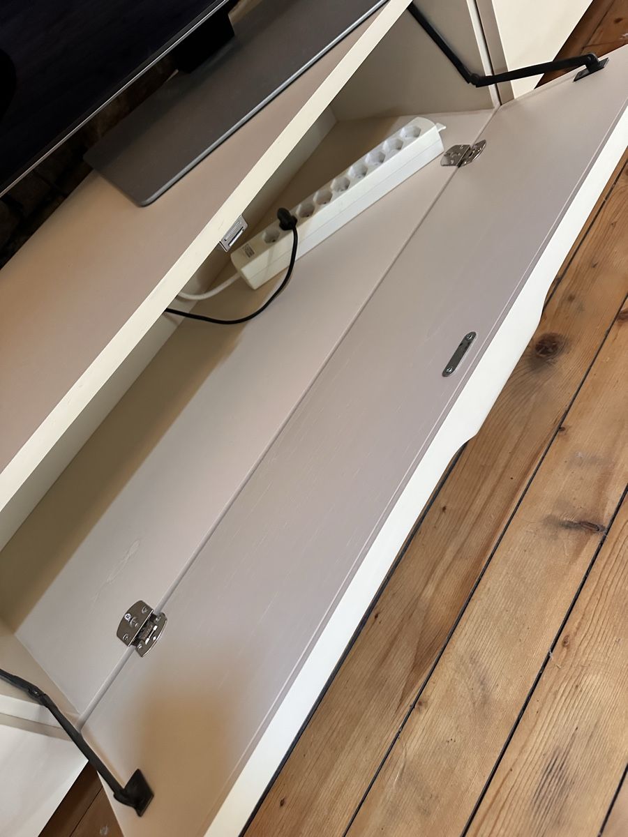TV Möbel: Mobiletto sala – Gebraucht aus Giubiasco von lucky_1982 2
