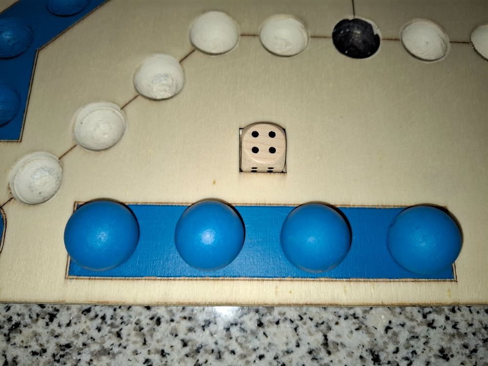 Holzspiel Brettspiel Dog XL Handarbeit Unikat. 2