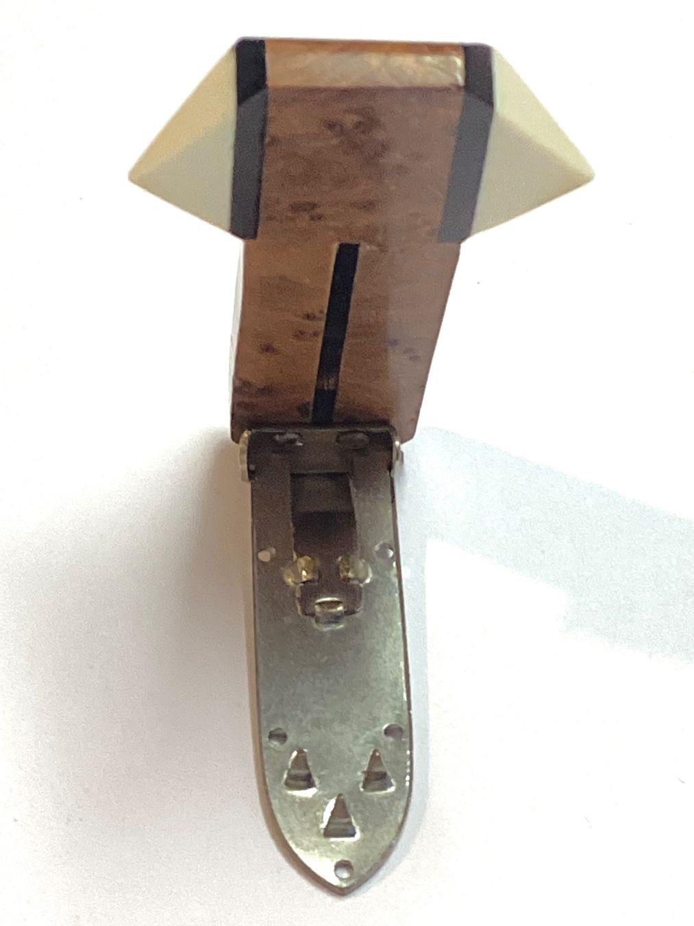 Spille & Fermagli: Art-Deco Clip-Brosche, Bakelit, Thujaholz, Designerstück – Usato da Eglisau venduto da mar_5rn2 7